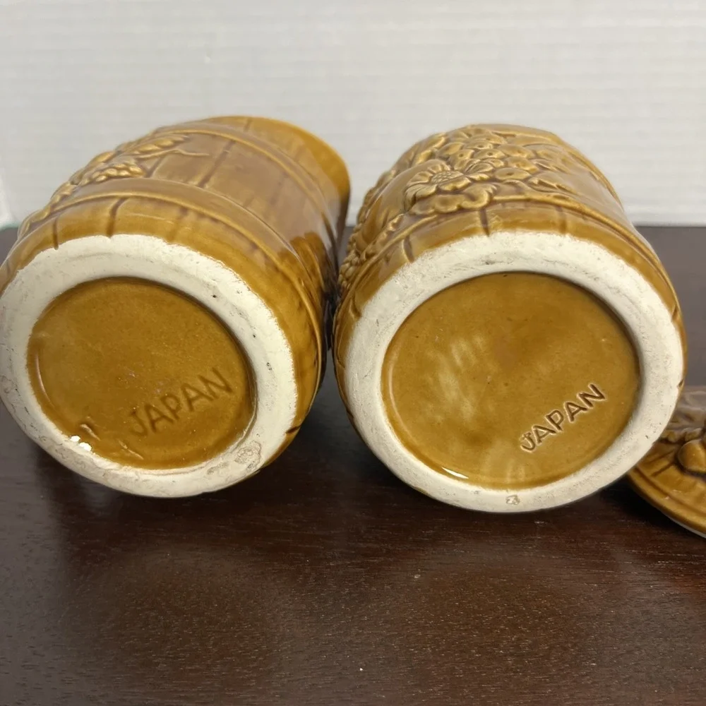 Vtg‎ Japan Ceramic Cream & Sugar Set Brown Barrell Harvest MCM Cottage Farmhouse